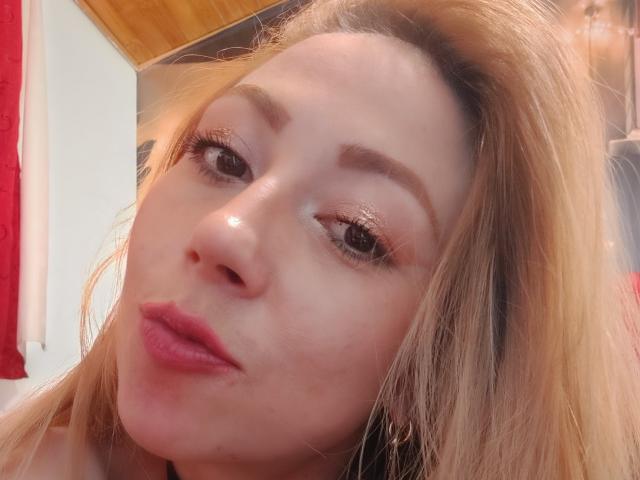 KhrystineBrulant - сексуальная веб-камера в реальном времени - 13145860