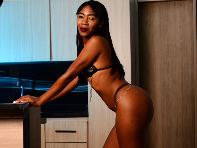 CarlaaBrownn - Live sexe cam - 13150276