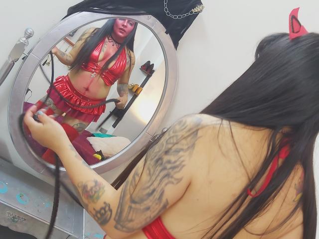 VeronaHellsing - Live sexe cam - 13156528