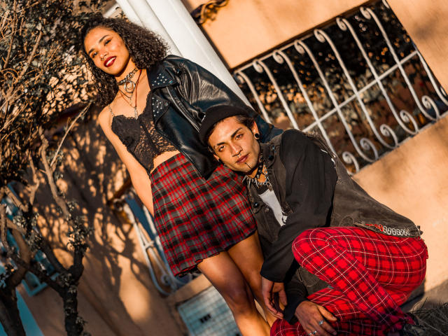 BrittanyEtLuke - Live porn &amp; sex cam - 13163780