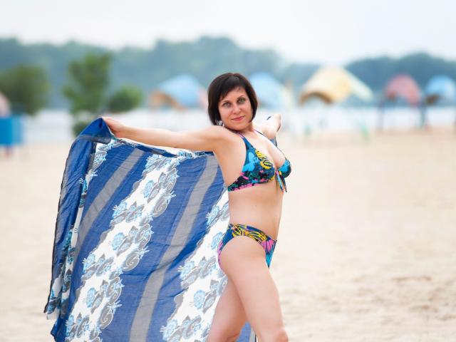 HonnyGylia - פורנו בשידור חי ומצלמת סקס - 13184860