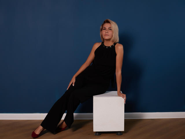 LindaBrowny - Sexe cam en vivo - 13194744