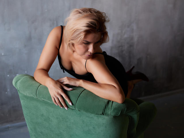 LindaBrowny - Sexe cam en vivo - 13194844