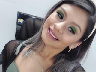 MadeleineDuvan - Live porn &amp; sex cam - 13199820