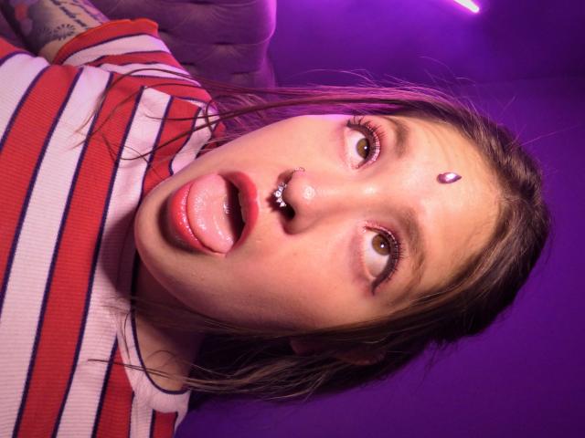 MiaJoy - Live porn &amp; sex cam - 13222176