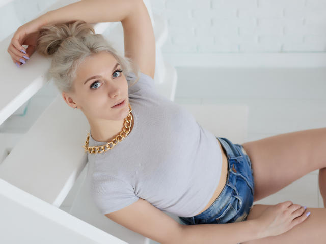 DebbieArdent - сексуальная веб-камера в реальном времени - 13230356