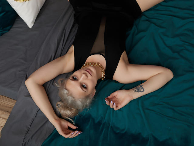 DebbieArdent - сексуальная веб-камера в реальном времени - 13230560