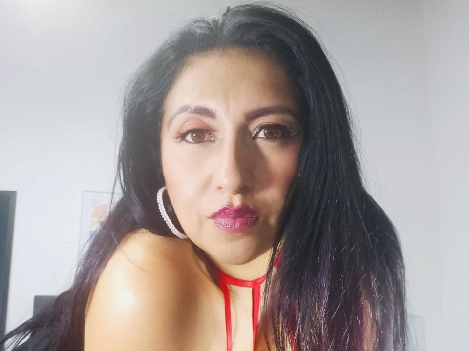 MadeleynGib - Live sexe cam - 13260120