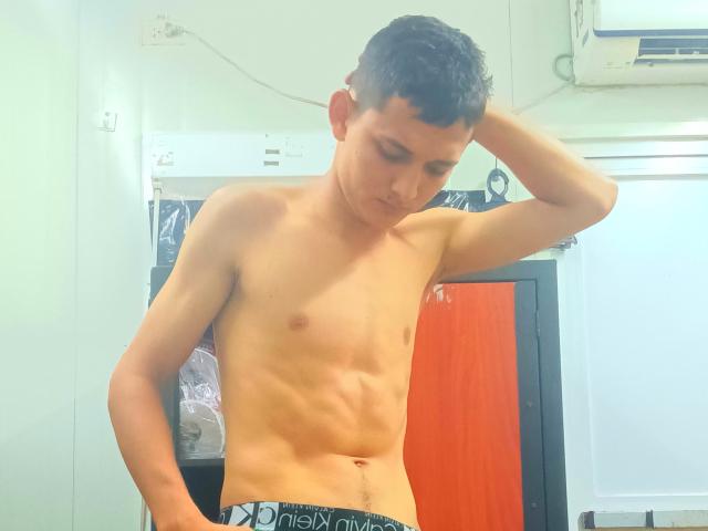 Dimiitry - Live porn &amp; sex cam - 13264612