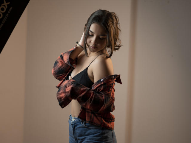 IsabellaAniston - Live sexe cam - 13278100