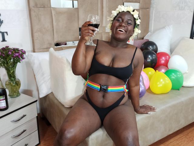 Dilay - Live porn &amp; sex cam - 13299176