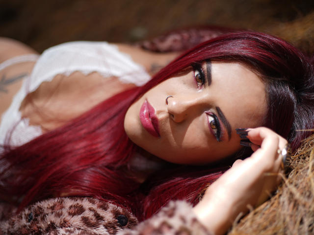 EmilyDurand - Live porn &amp; sex cam - 13310280