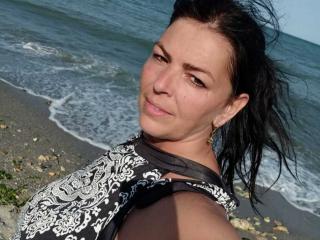 YulliaMilfX - Live sexe cam - 13327412