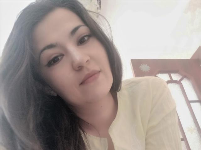 Dzhina - Live porn &amp; sex cam - 13330832