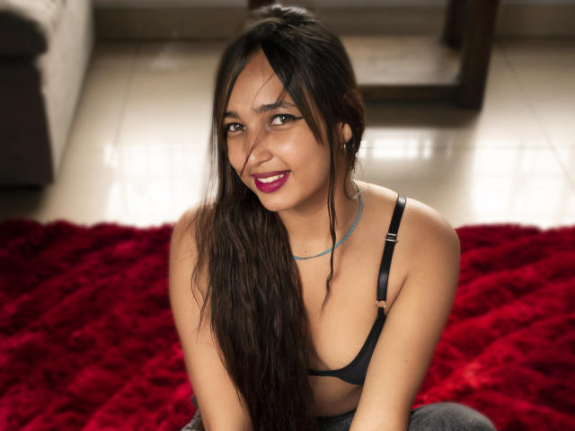 CharllotteEvans - Sexe cam en vivo - 13338532