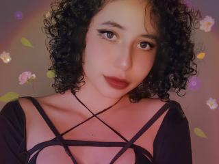 MaidUwU - Live sex cam - 13339400