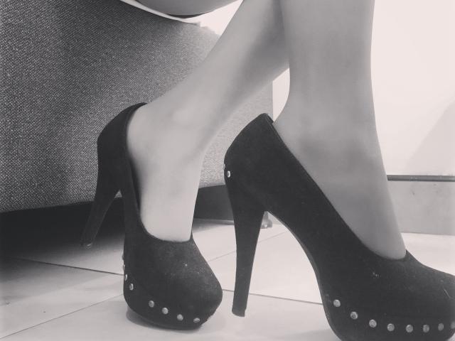 VioletaSwitch - Live porn &amp; sex cam - 13339880