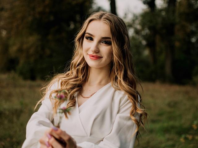 GynBerry - Live sexe cam - 13343576