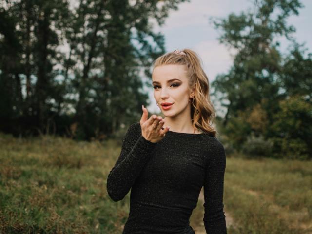 GynBerry - Live sex cam - 13343748