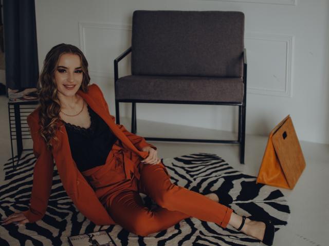 GynBerry - Live sex cam - 13344384