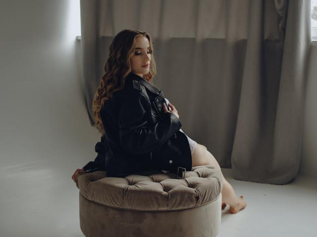 GynBerry - Live sex cam - 13344532