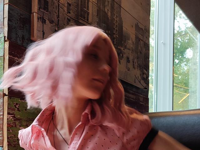 MissAstravert - פורנו בשידור חי ומצלמת סקס - 13353972