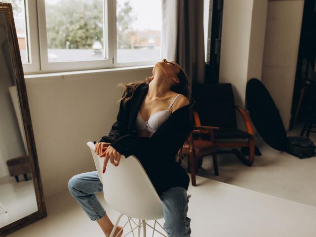 NatalieGrovs - Live sex cam - 13357224