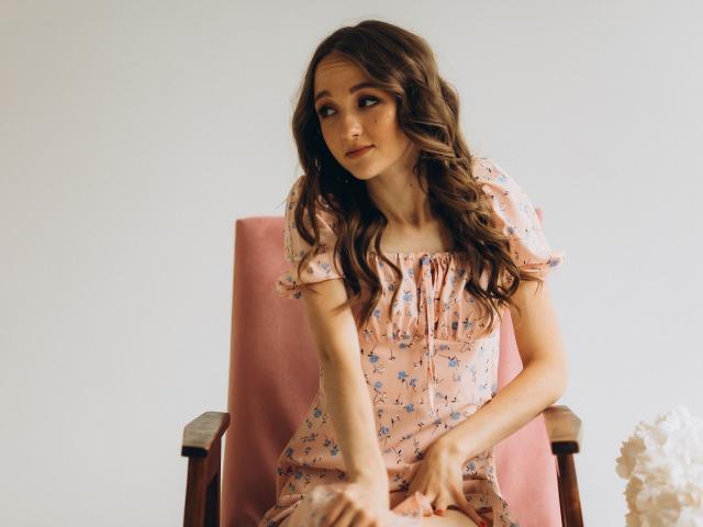 NatalieGrovs - Live sex cam - 13357252