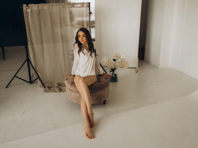 NatalieGrovs - Live Sex Cam - 13357324