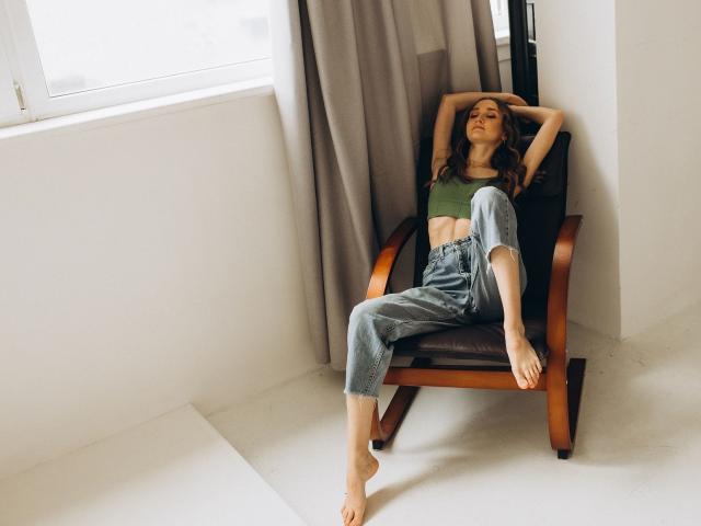 NatalieGrovs - Live Sex Cam - 13357408