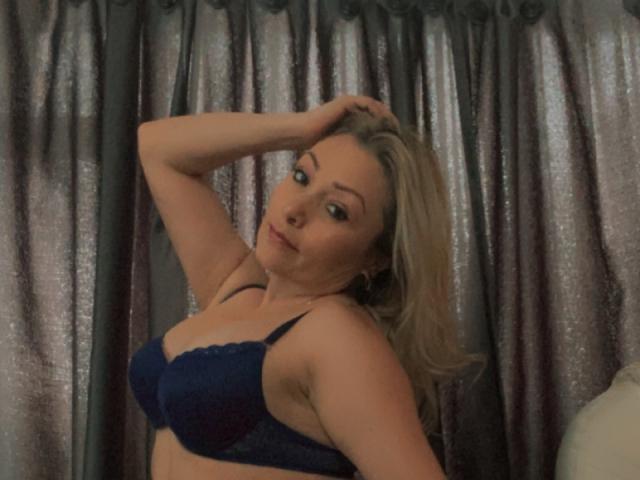 HollyMadisonn - Live porno og sexkamera - 13358952