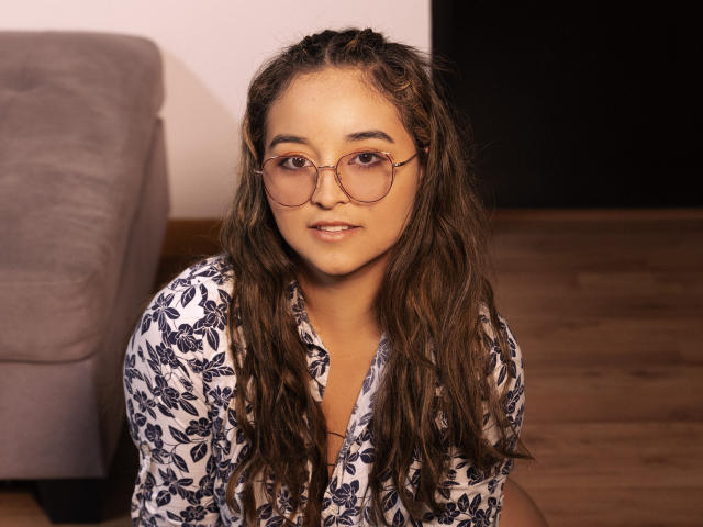 NicolePhillips - Live porn &amp; sex cam - 13368540