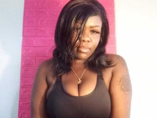 AmoraXX - Live Sex Cam - 13380712