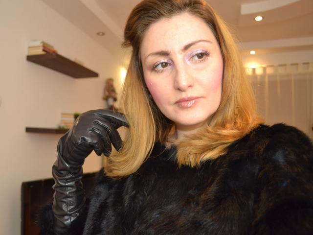 Rosabelle - Live sexe cam - 13386216