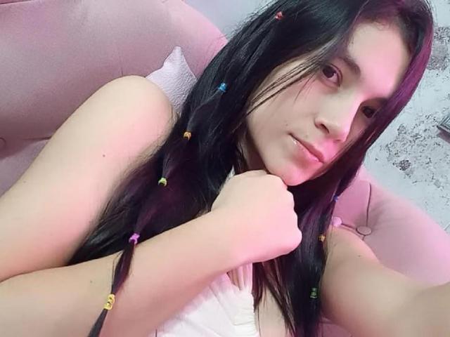 FrancyGreco - Live Sex Cam - 13393048