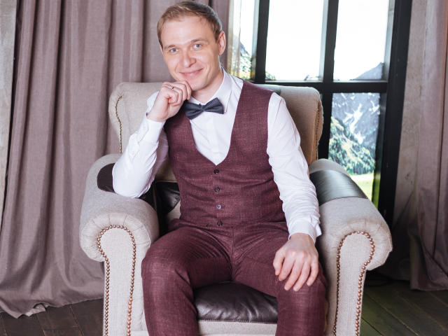 HoneyedLiam - Live sex cam - 13396852