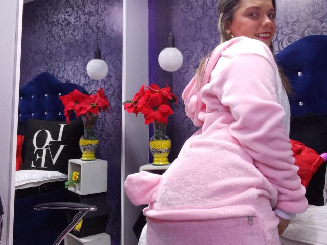 BiancaWild - Live porn &amp; sex cam - 13399948