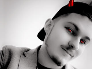 FrenchLover69 - Live porn &amp; sex cam - 13414612