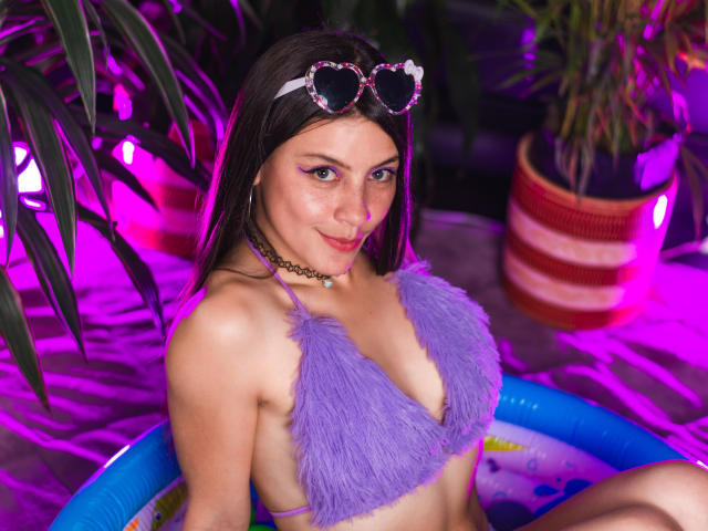 CandyWee69 - Live porn &amp; sex cam - 13425480