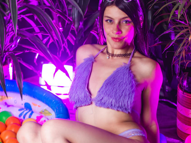 CandyWee69 - Sexe cam en vivo - 13425536