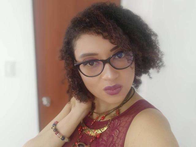 VioletaSwitch - Live porn &amp; sex cam - 13441756