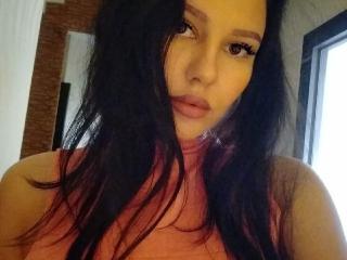 PantherZlata - Live sex cam - 13446776