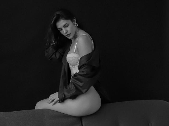 AurikaBriz - сексуальная веб-камера в реальном времени - 13449216