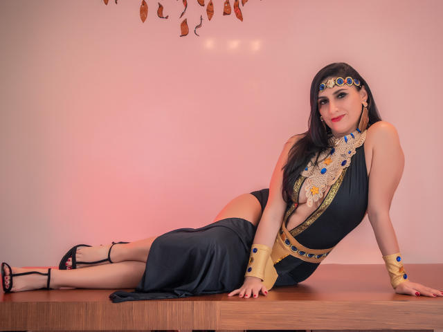 JuliaRobinson - сексуальная веб-камера в реальном времени - 13453060