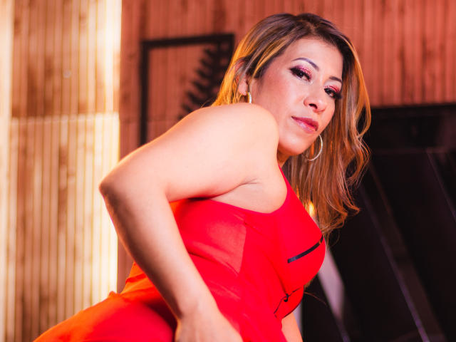 LaurenHills - פורנו בשידור חי ומצלמת סקס - 13489416