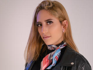 MonicaBoned - Sexe cam en vivo - 13512780