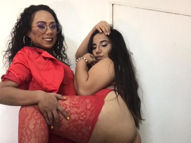 CathyAndJenna - Live sexe cam - 13523620