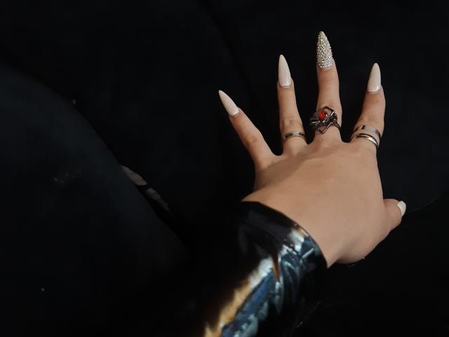 FiorellaStrong - Live porn &amp; sex cam - 13524668