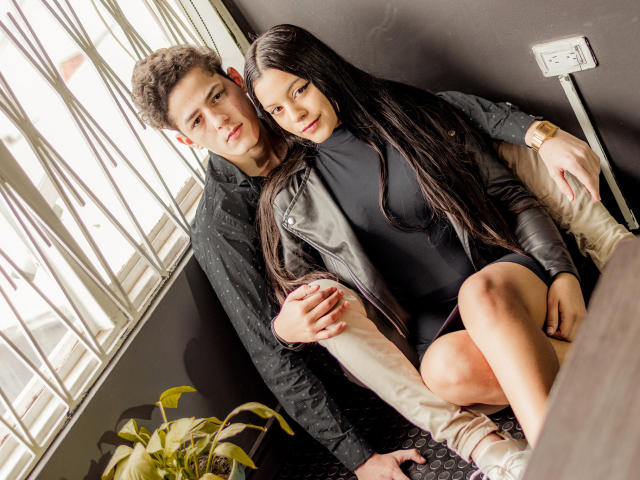 ZackandMaddy - Live sex cam - 13543768
