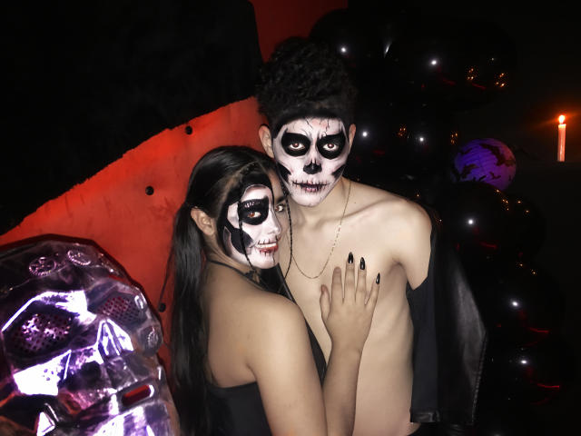 ZackandMaddy - Live sex cam - 13544060